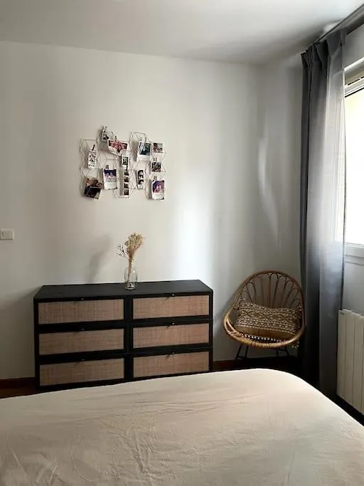 Joli Appartement Avec Terrasse Montrouge