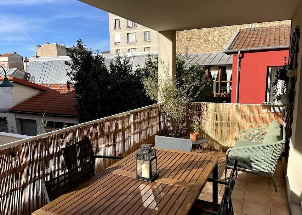 Joli Appartement Avec Terrasse Montrouge France